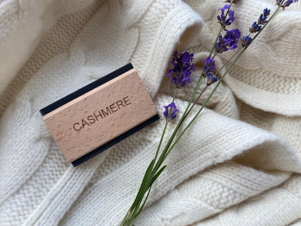 Cashmere & Wool Sweater Comb - LonaScott