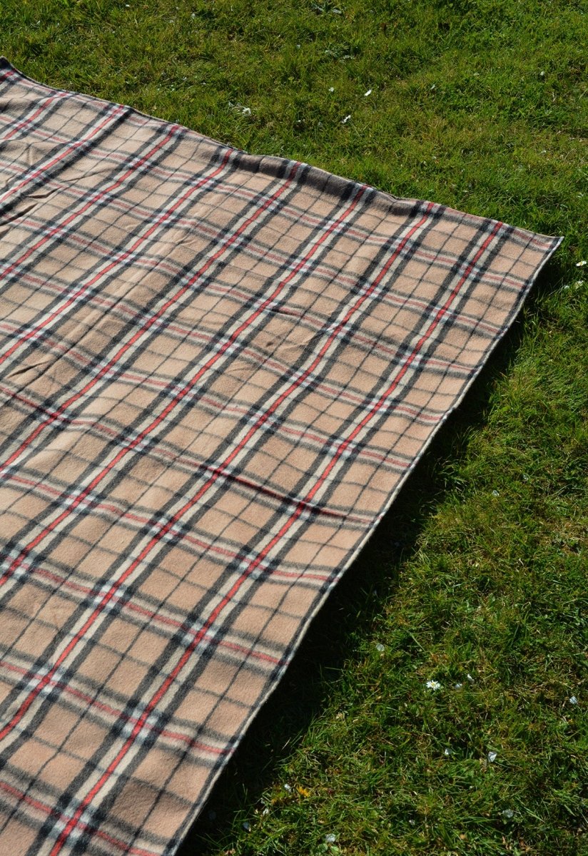 Lambswool Picnic Blanket - LonaScott