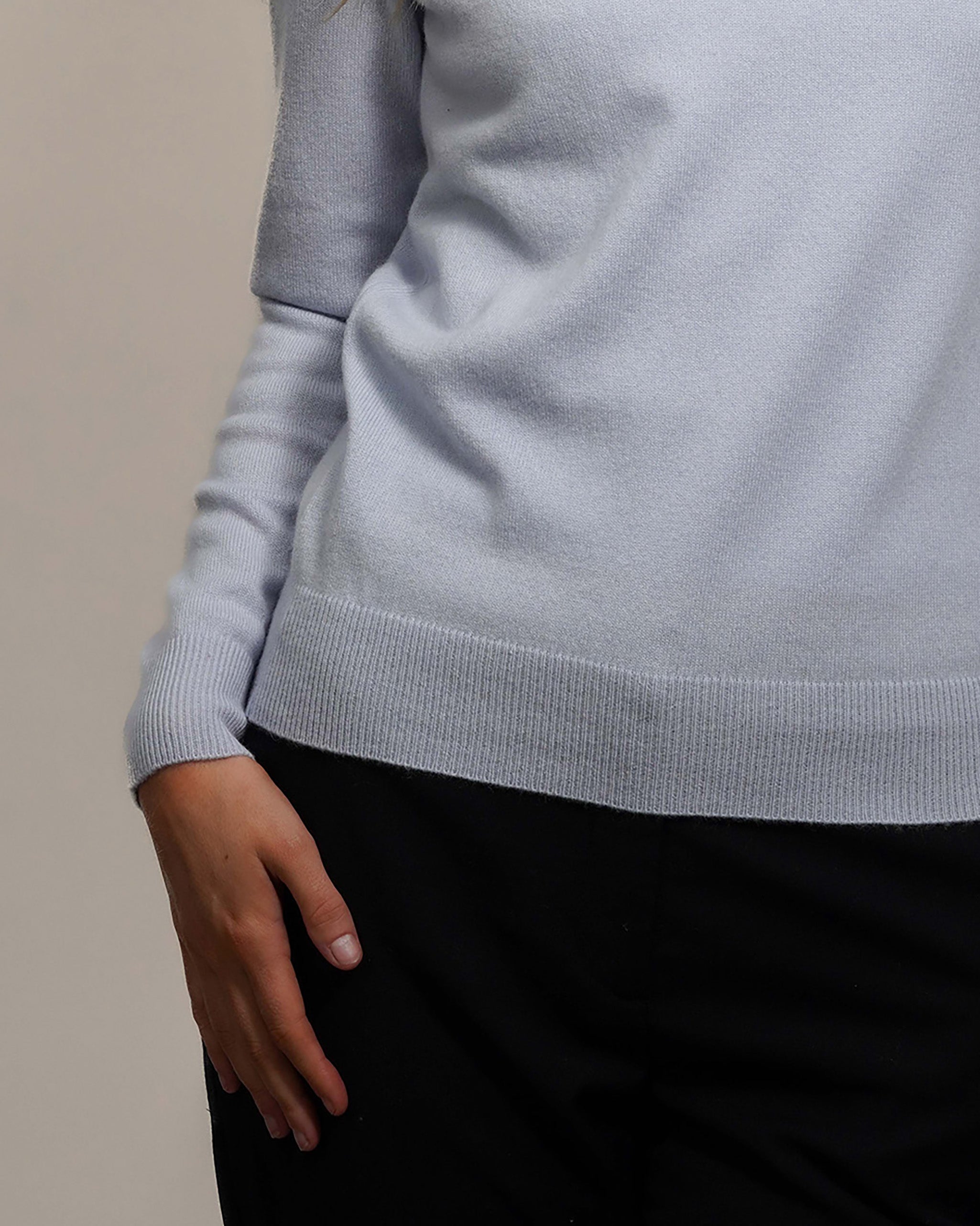 Women's Cashmere Round Neck Jumper