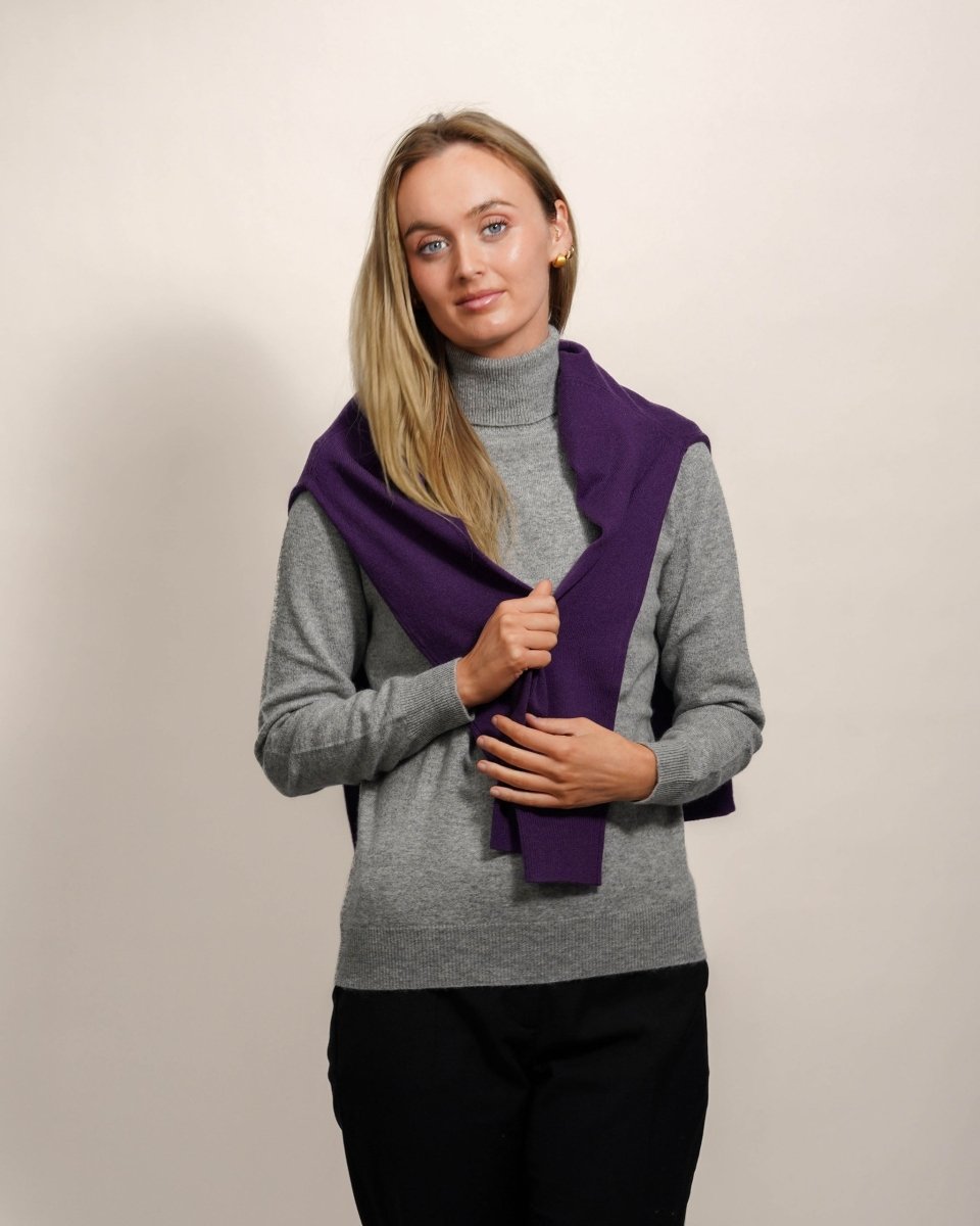 Cashmere Long V - Neck Cardigan - LonaScott