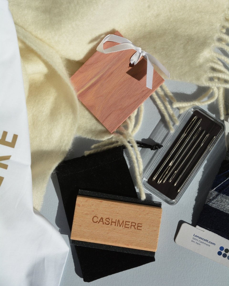 Cashmere & Wool Sweater Comb - LonaScott