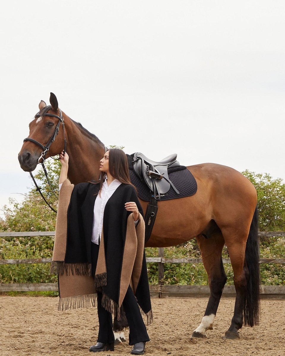 Lambswool Ruana - LonaScott