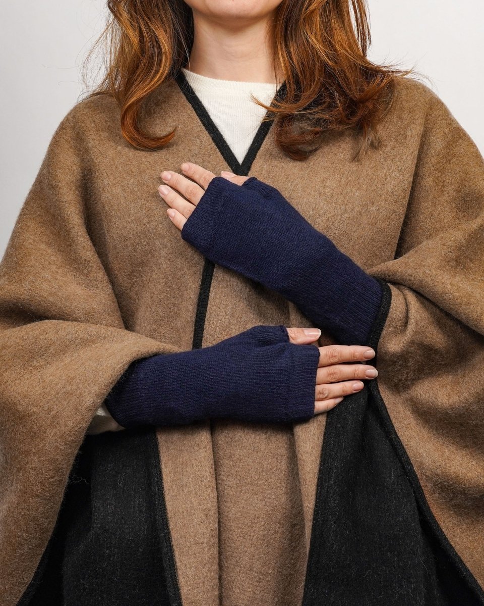 Lambswool Ruana - LonaScott