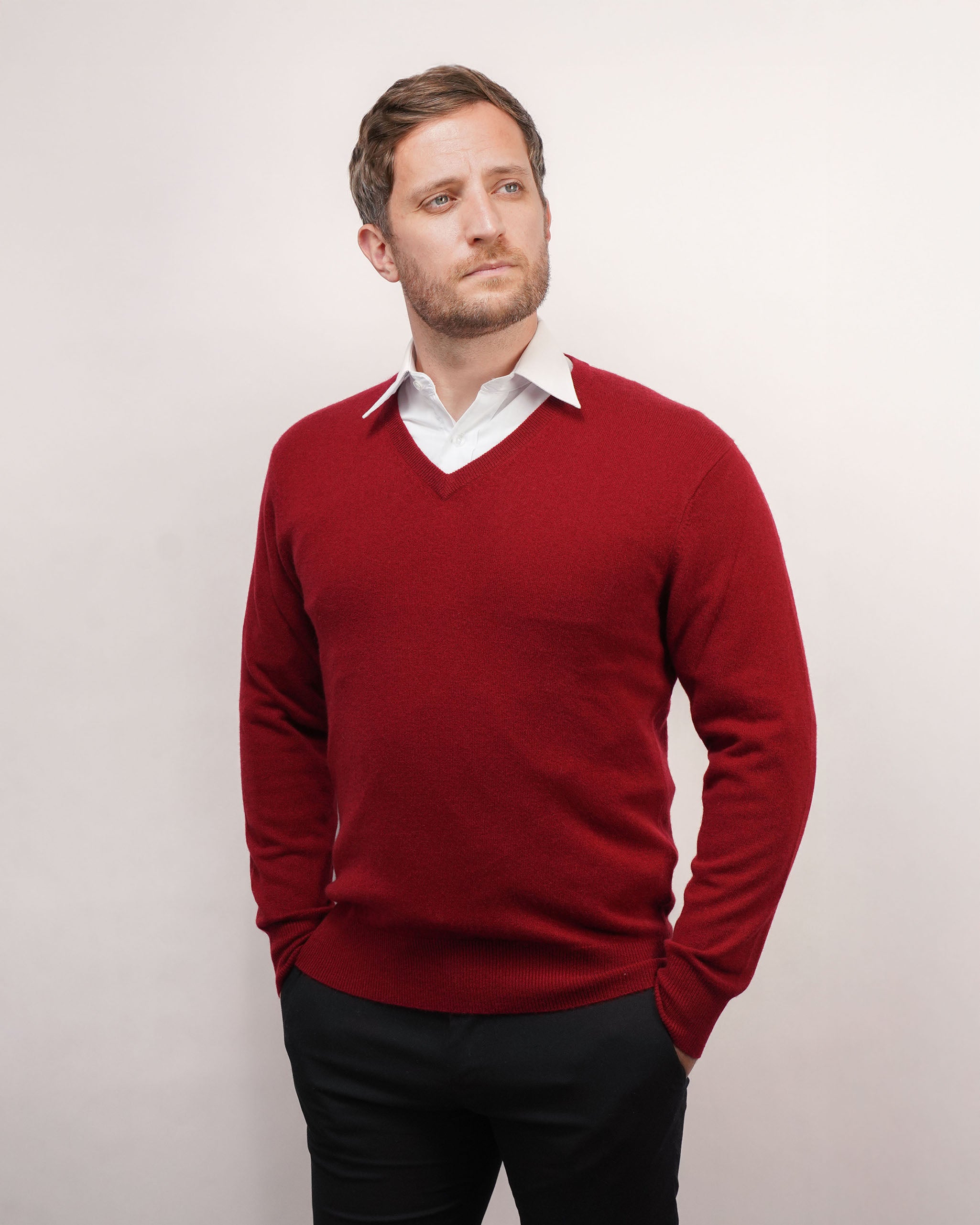 Men's Cashmere V-Neck Jumper
