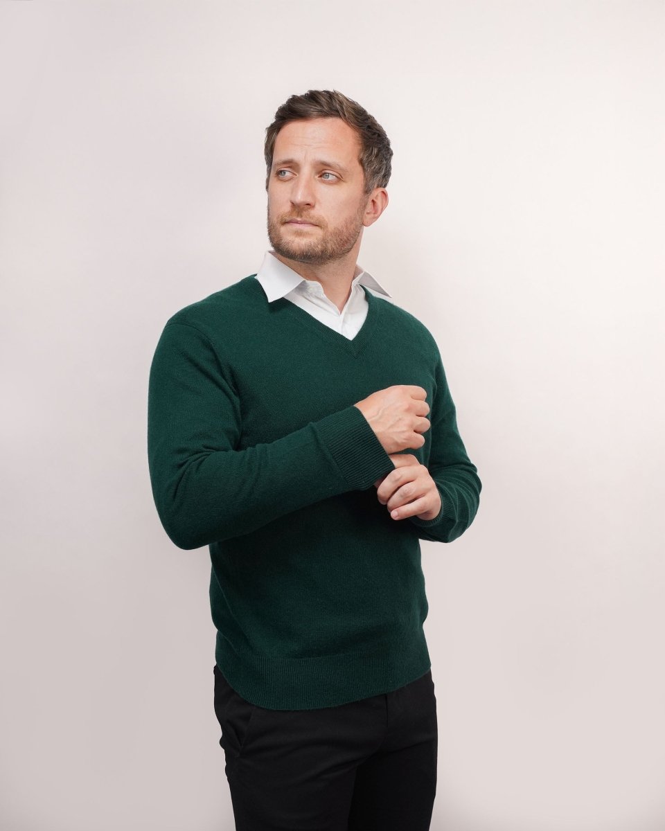 Men's Cashmere V - Neck Jumper - LonaScott