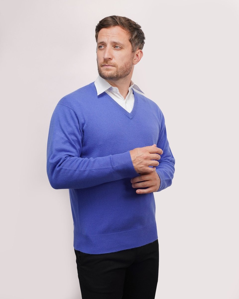 Men's Cashmere V - Neck Jumper - LonaScott