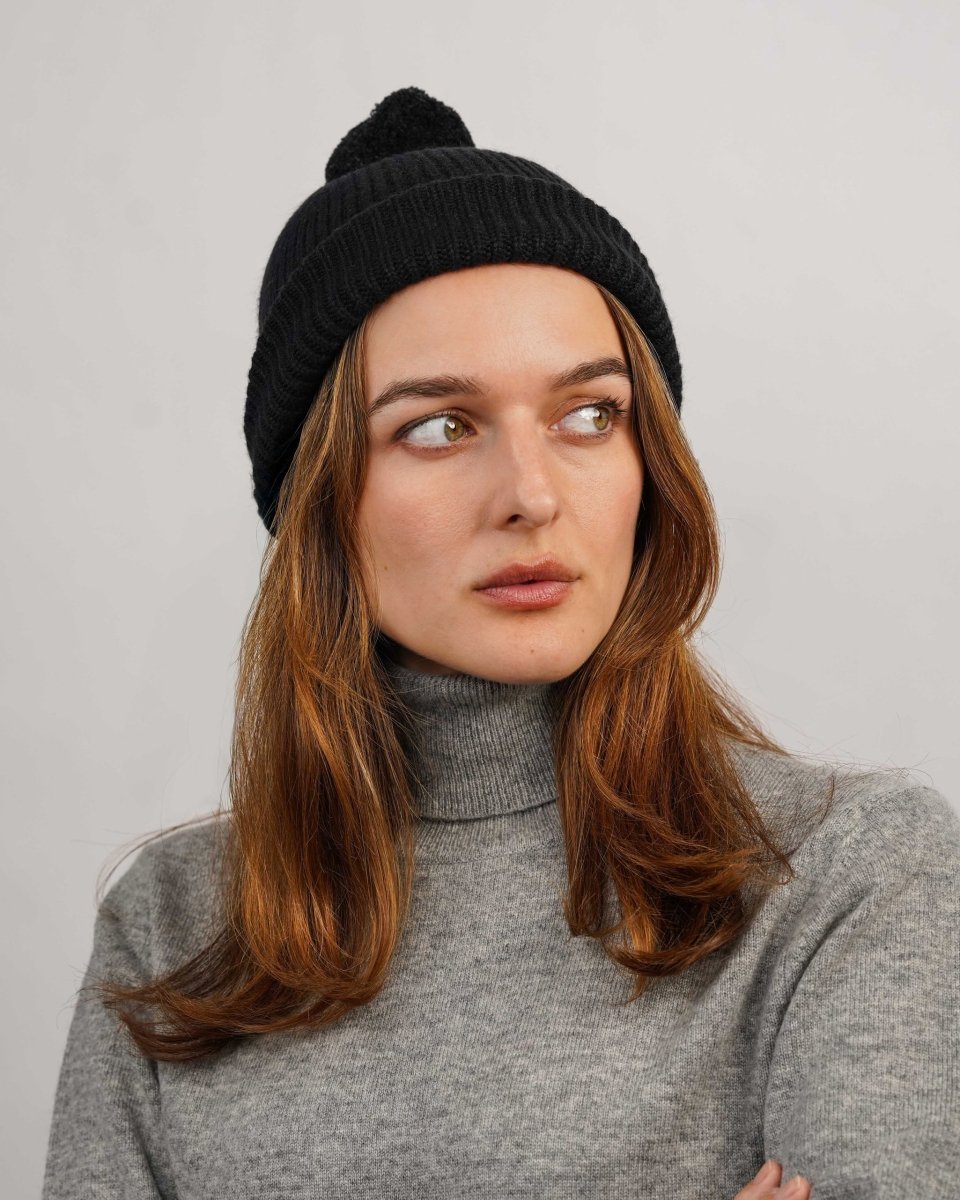 Pure Cashmere Bobble Hat - LonaScott