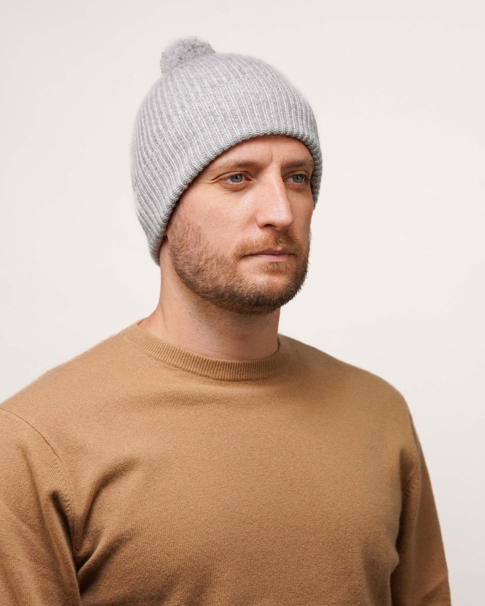 Pure Cashmere Bobble Hat - LonaScott