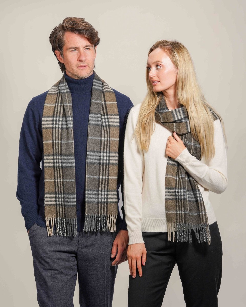 Pure Cashmere Tartan Scarf - LonaScott