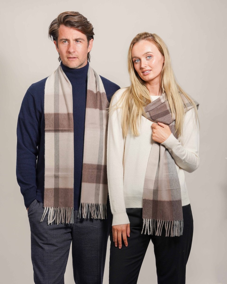 Pure Cashmere Tartan Scarf - LonaScott