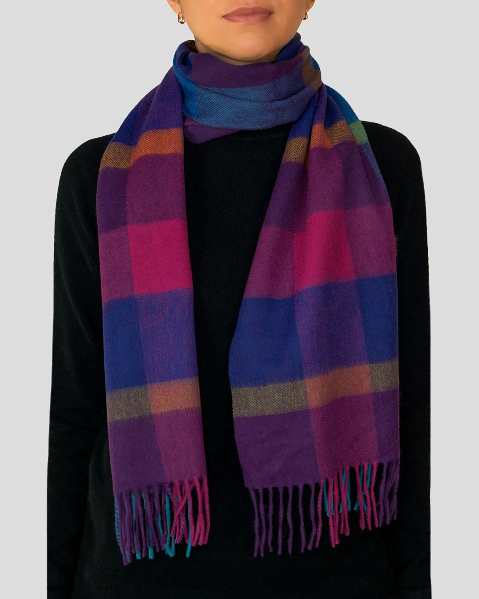 Pure Lambswool Tartan Scarf - LonaScott