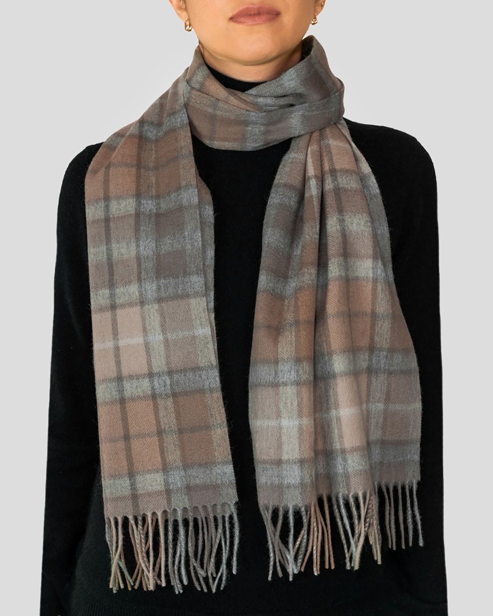 Pure Lambswool Tartan Scarf - LonaScott