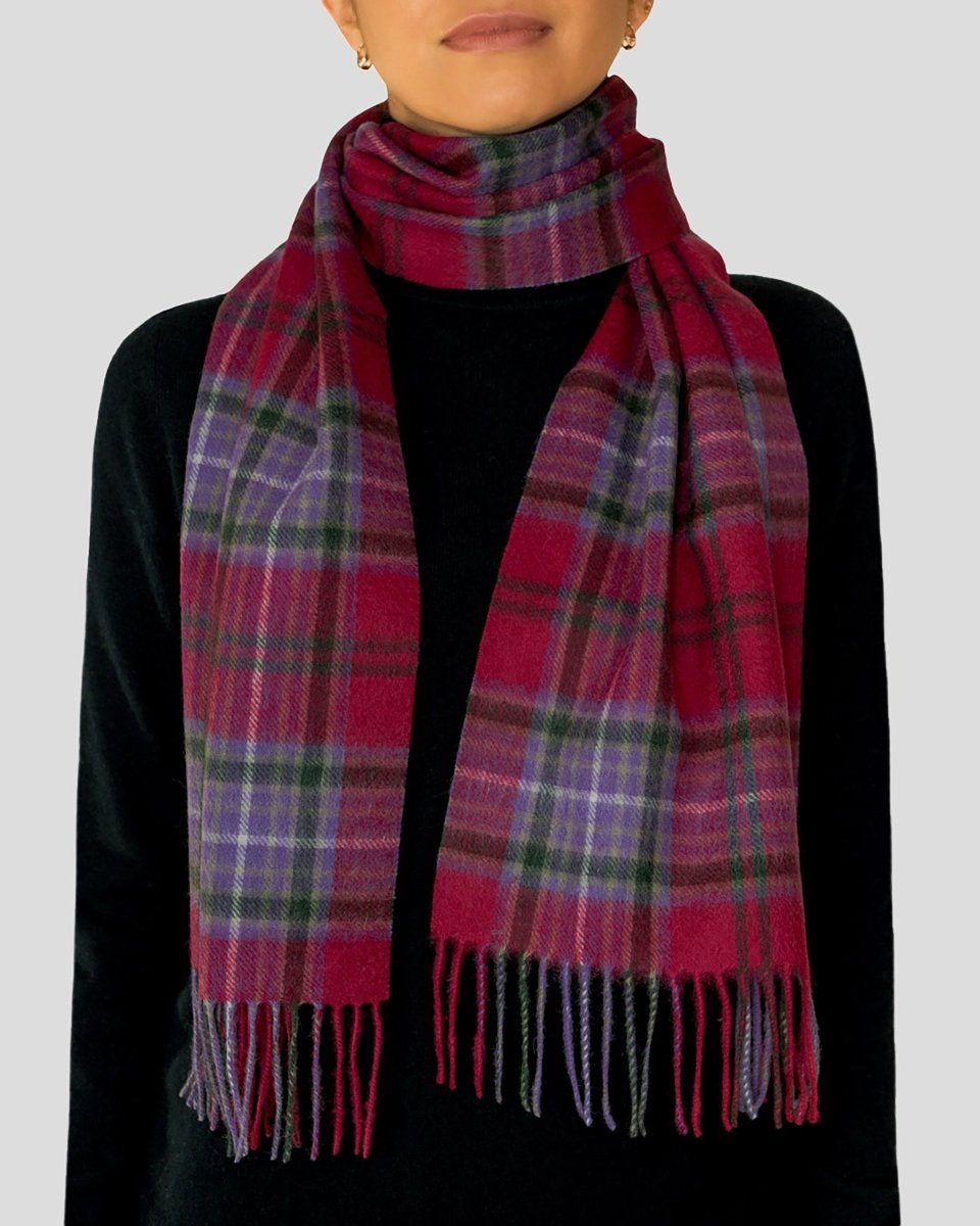 Pure Lambswool Tartan Scarf - LonaScott