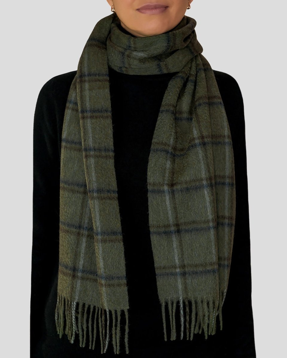 Pure Lambswool Tartan Scarf - LonaScott