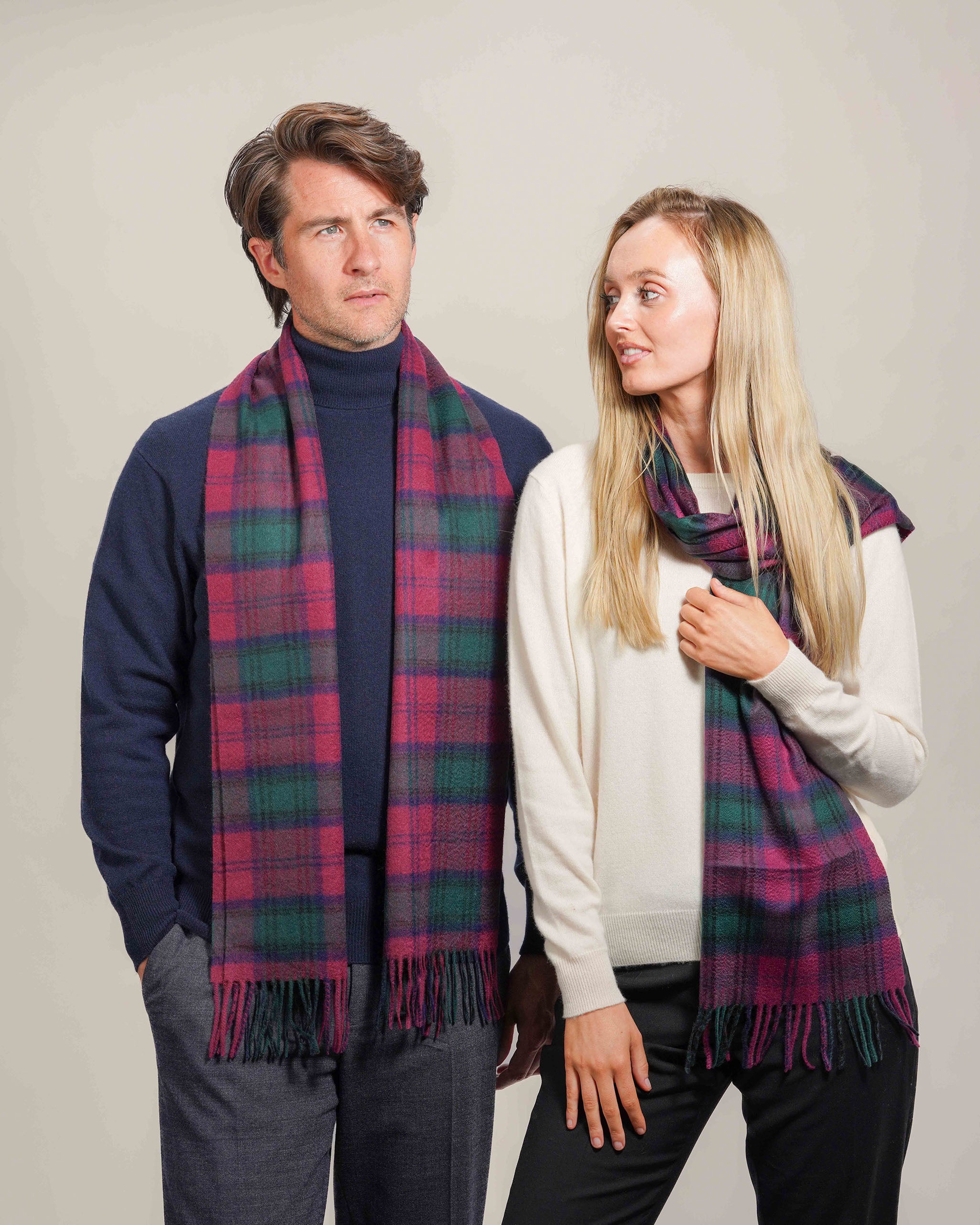 Pure Cashmere Tartan Scarf