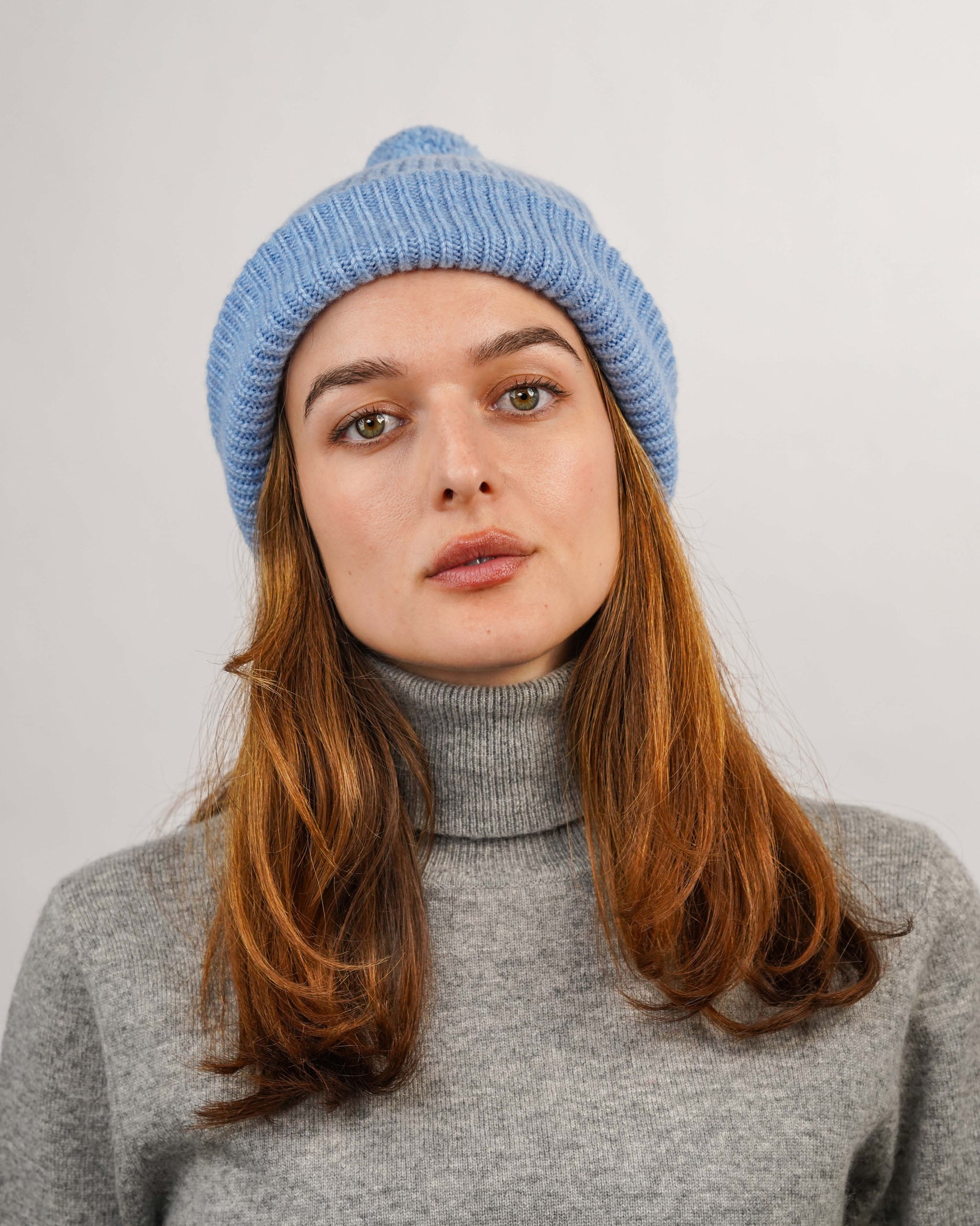 Pure Cashmere Bobble Hat