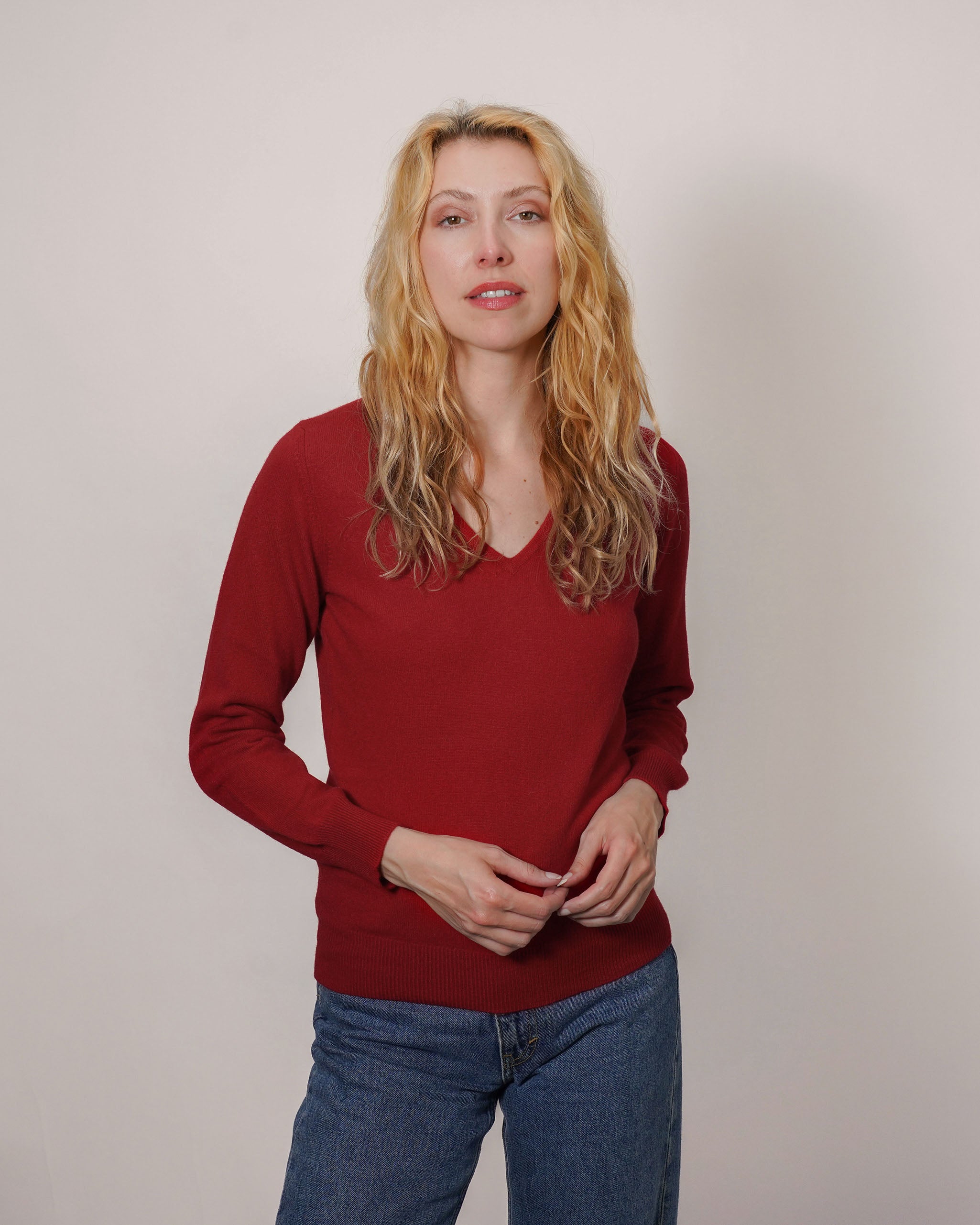 Women's Cashmere V-Neck Jumper