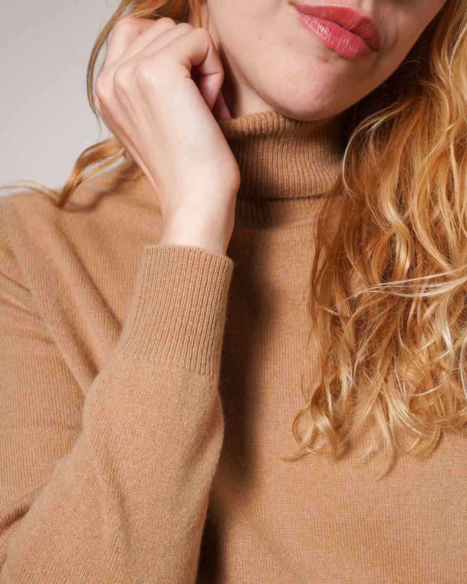 Women's Cashmere Polo Neck Jumper - LonaScott