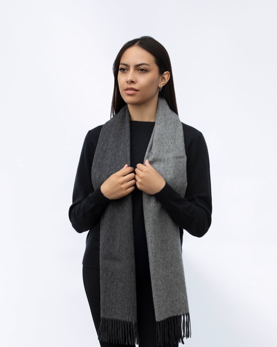 Women's Cashmere Round Neck Jumper - LonaScott