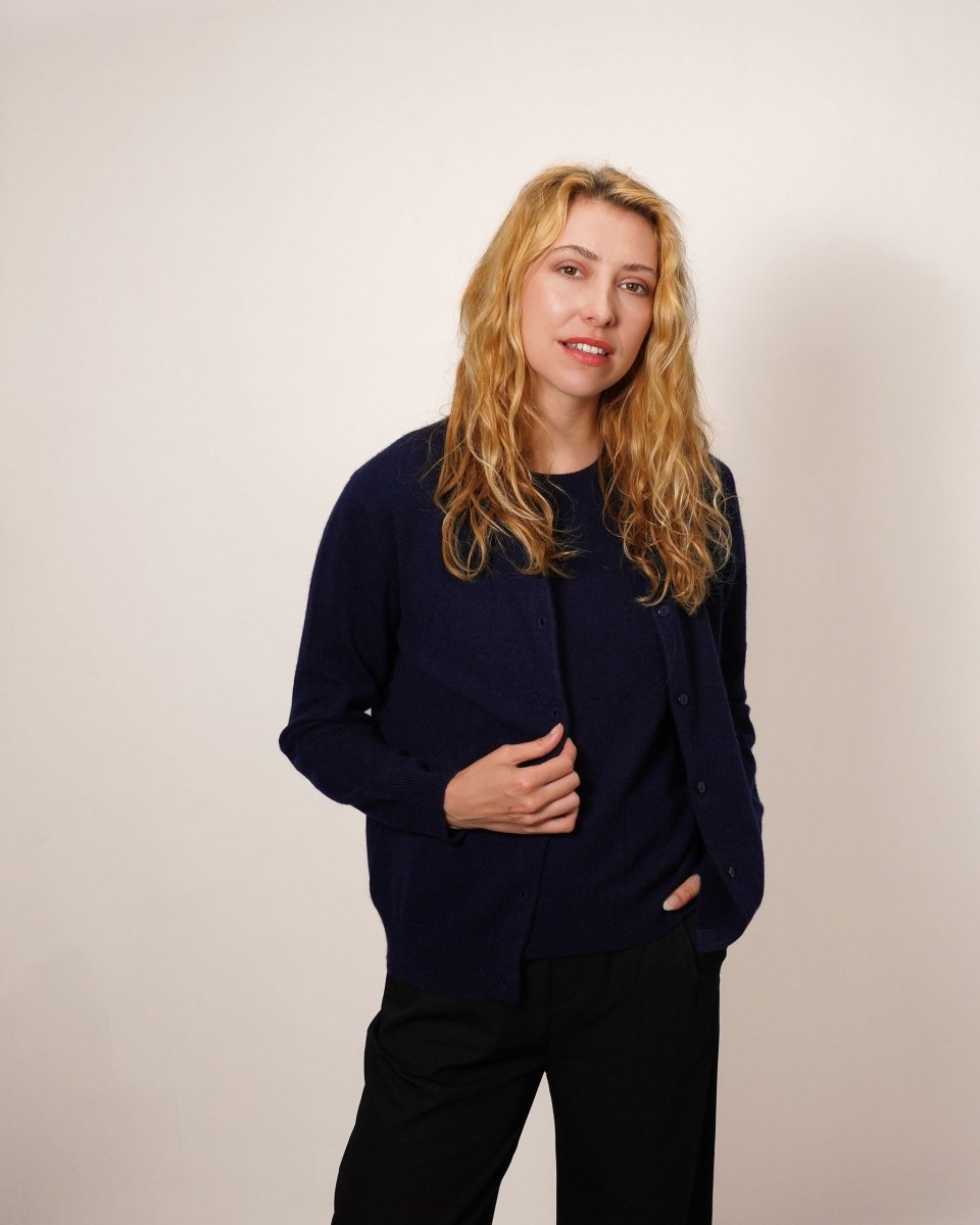 Women's Classic Cashmere Cardigan - LonaScott