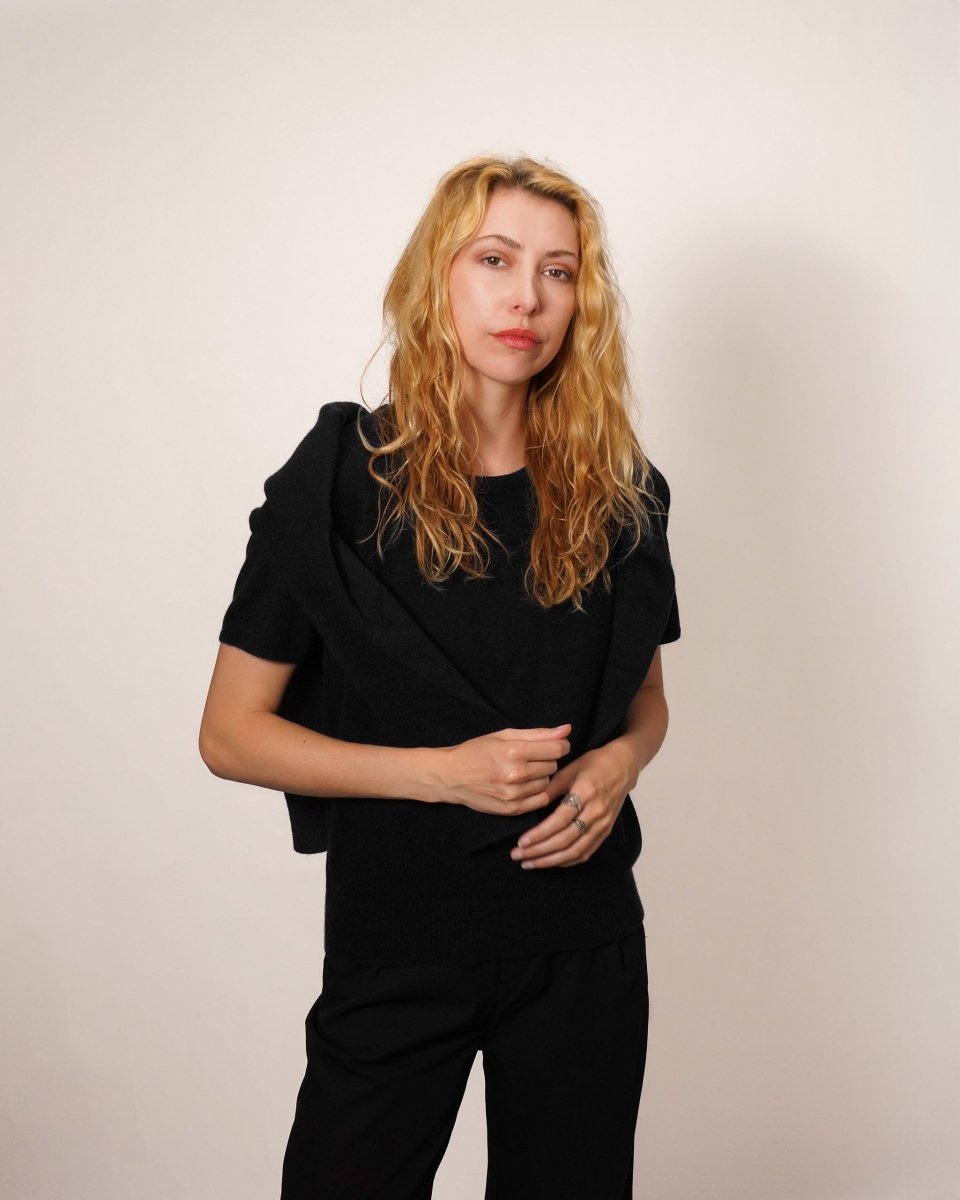 Women's Classic Cashmere Cardigan - LonaScott