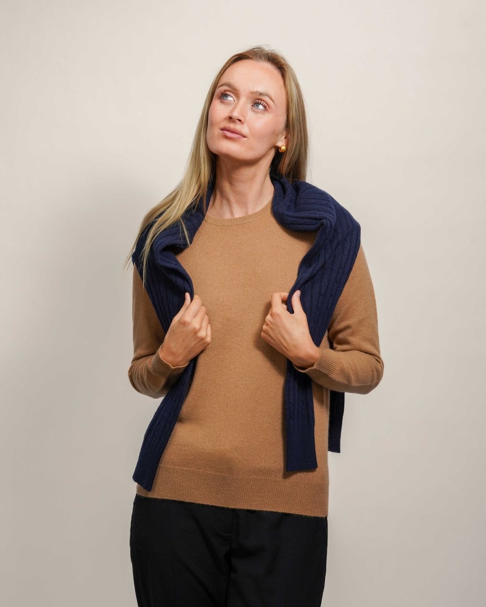 Women's Long Cashmere Cable Cardigan - LonaScott